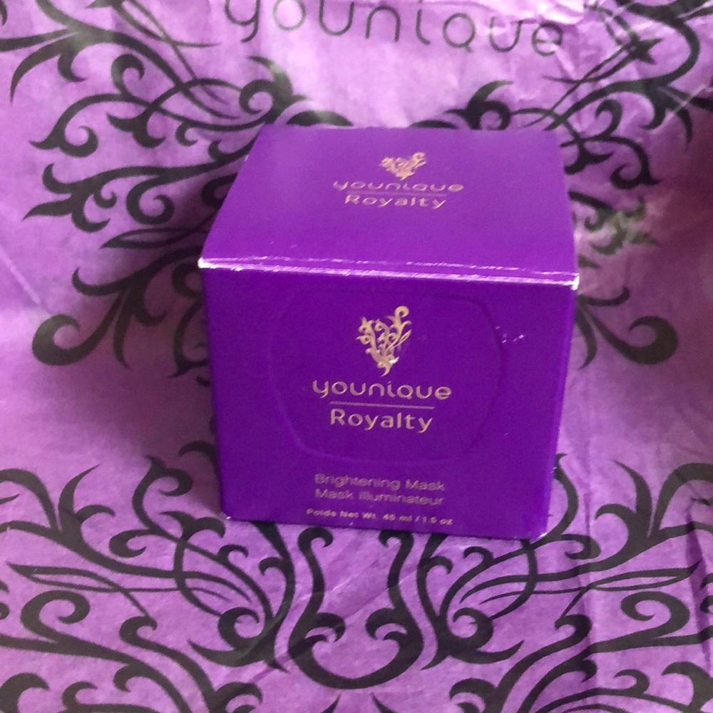 Younique Brightening mask